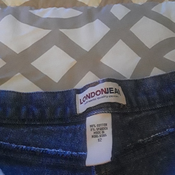 London Jean Cropped Jeans - Picture 4 of 9